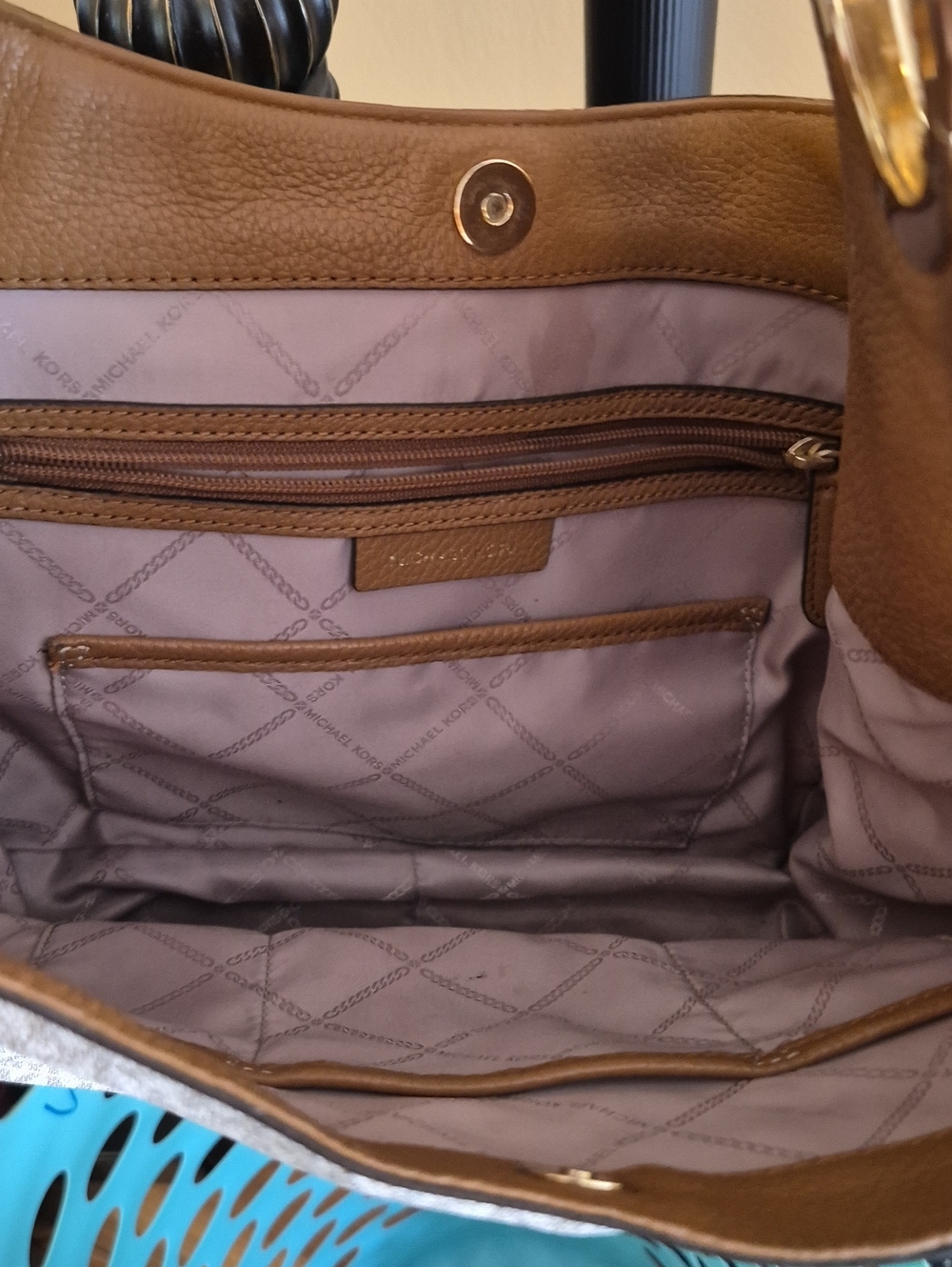 Michael Kors Purse Classic Hobo  MK Over Cream Backdrop Brown Trim Gold Emblemn - Picture 3 of 10